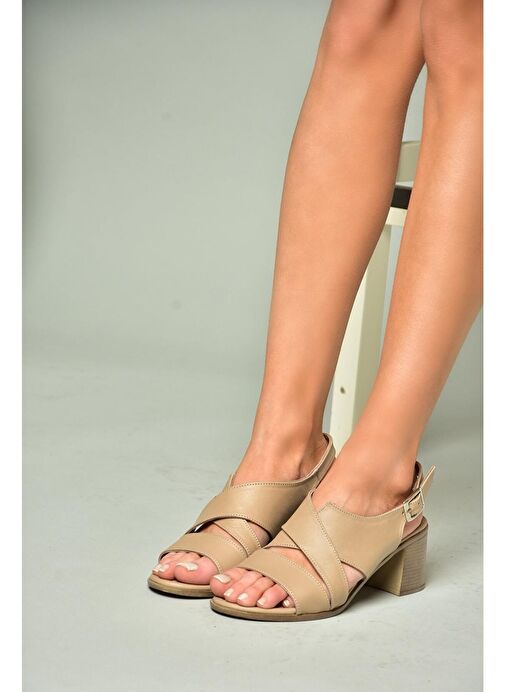 P555451903 Bej Hakiki Deri Kalın Topuklu Kadın Sandalet - Görsel 5