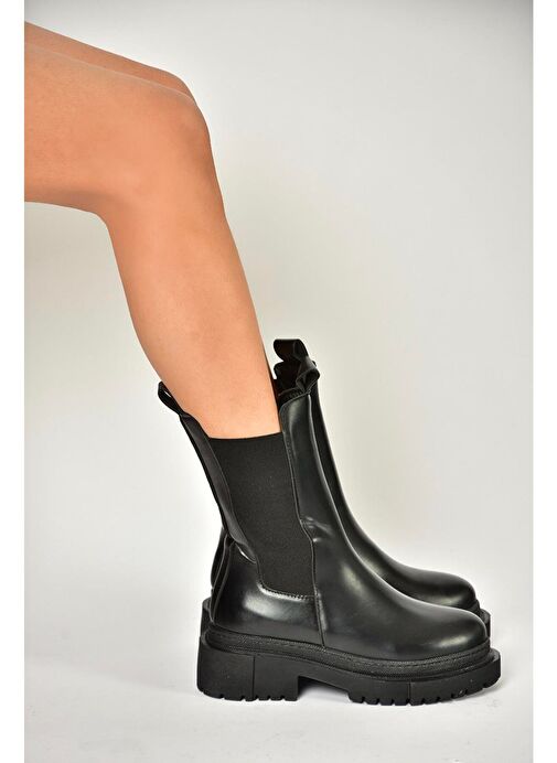 T652449009 Siyah Kalın Tabanlı Kadın Bot - Görsel 3