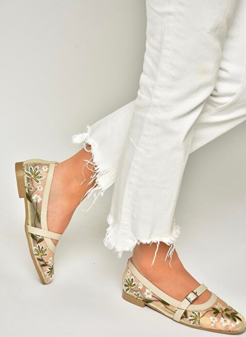 U241793015 Bej File Çiçek Motifli Kadın Babet - Görsel 2