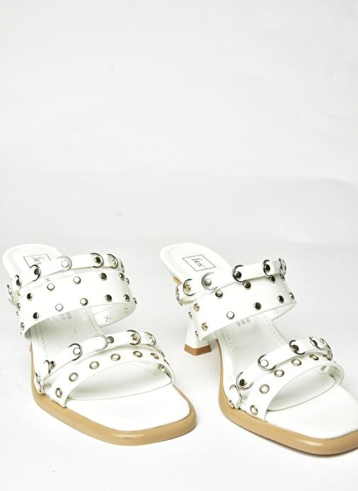 U518280408 Beyaz Rugan Kalın Topuklu Kadın Terlik - Görsel 8