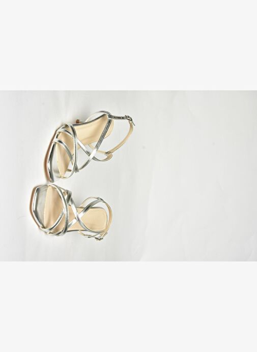 U569519709 Gümüş Alçak Topuklu Kadın Ayakkabı - Görsel 6