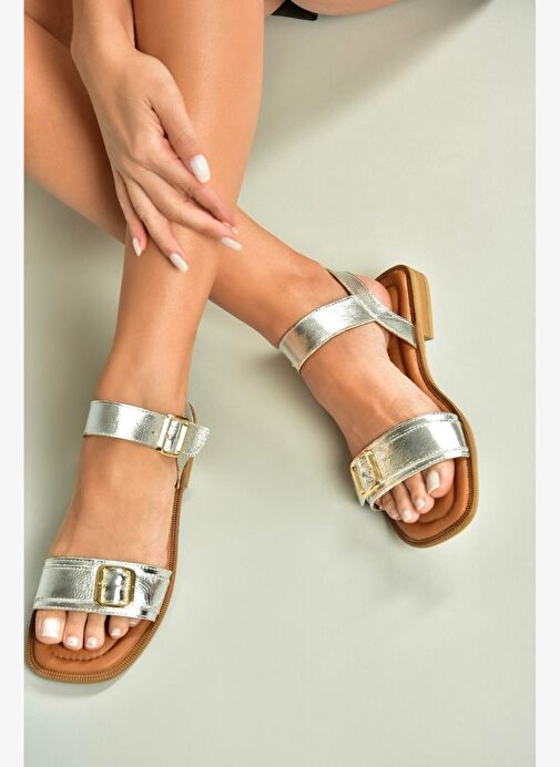 U944834003 Gümüş Hakiki Deri Kadın Sandalet - Görsel 4