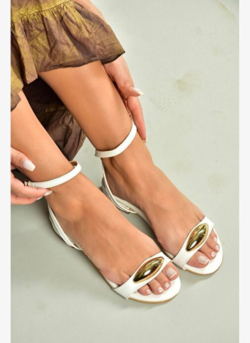 U726017209 Beyaz Alçak TopuklU Kadın Sandalet - Görsel 5