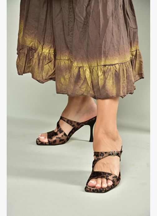 U590034404 Siyah/Leopar Kumaş Topuklu Kadın Terlik - Görsel 5