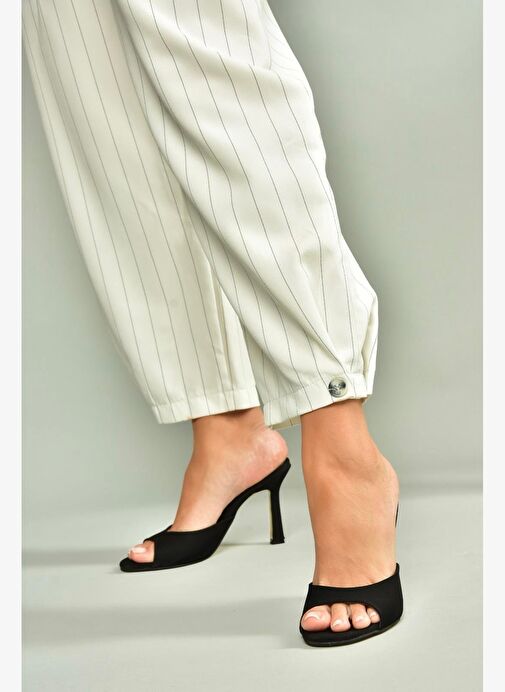 U997062804 Siyah Kumaş İnce Topuklu Kadın Terlik - Görsel 4