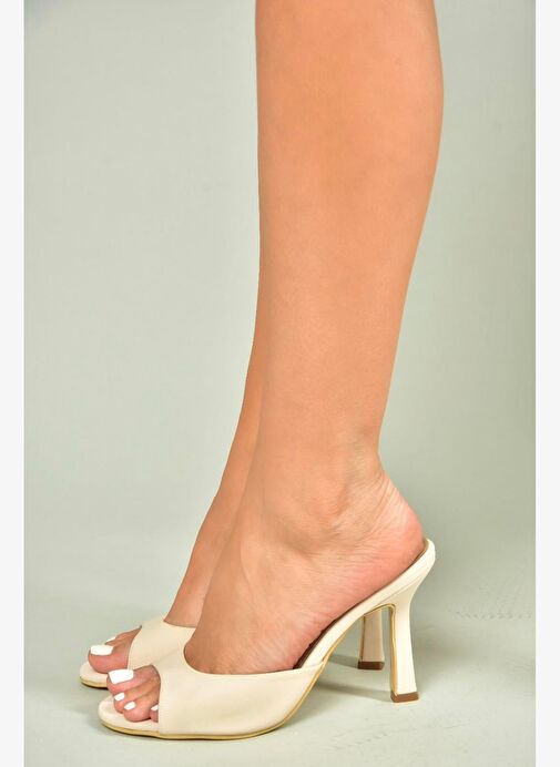 U997062804 Bej Kumaş İnce Topuklu Kadın Terlik - Görsel 3