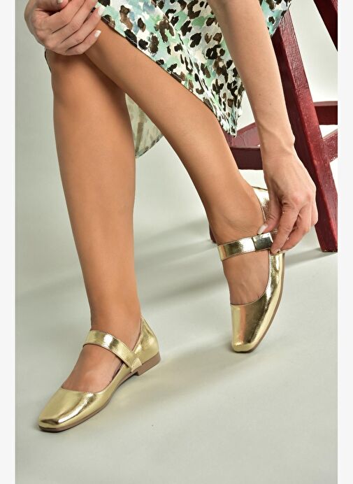 U726454508 Altın Rugan Kadın Babet - Görsel 3