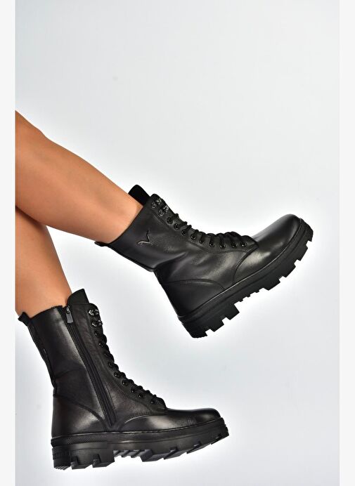 V999049103 Siyah Hakiki Deri Kadın Postal Bot - Görsel 2