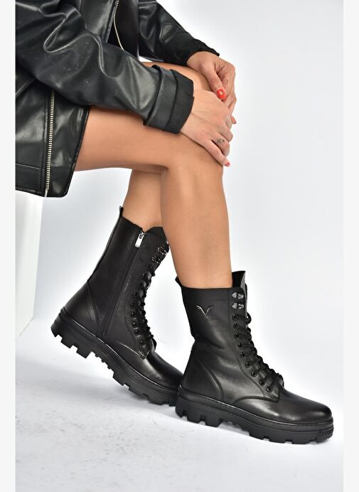 V999049103 Siyah Hakiki Deri Kadın Postal Bot - Görsel 3