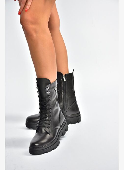 V999049103 Siyah Hakiki Deri Kadın Postal Bot - Görsel 7
