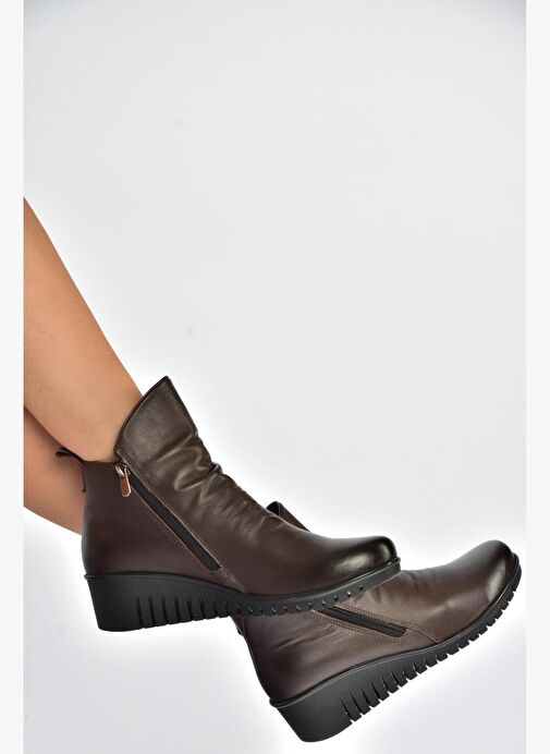 V324200303 Kahverengi Hakiki Deri Dolgu Tabanlı Kadın Bot - Görsel 3