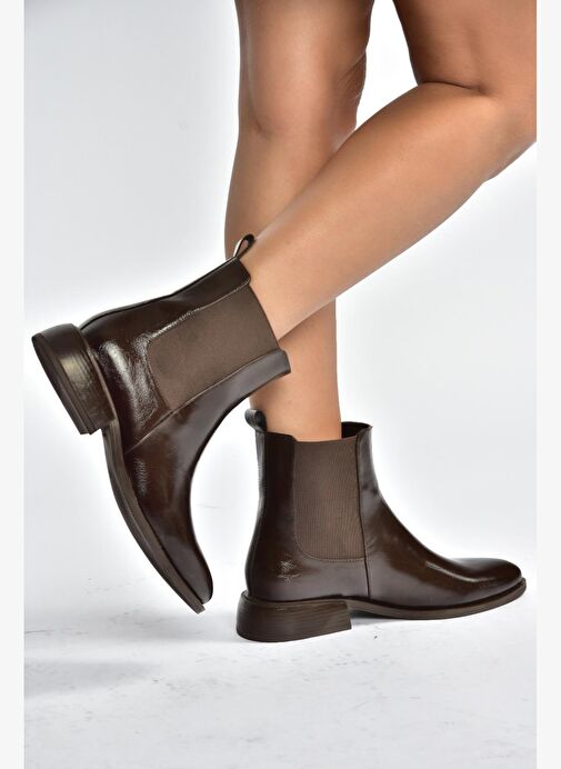 V312367309 Kahverengi Alçak Topuklu Kadın Bot - Görsel 4