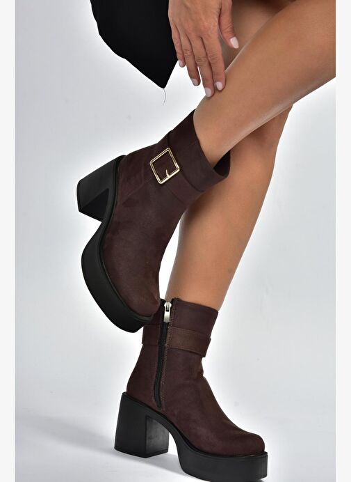 V726446602 Kahverengi Süet Kalın Topuklu Kadın Bot - Görsel 5