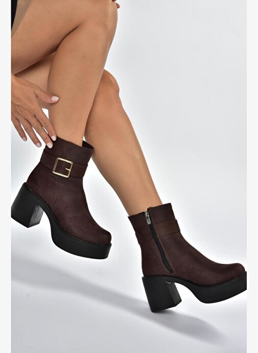 V726446602 Kahverengi Süet Kalın Topuklu Kadın Bot - Görsel 4