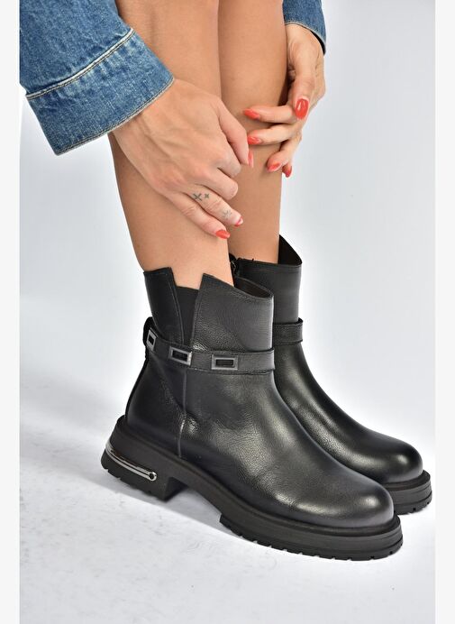 V555575603 Siyah Hakiki Deri Comfort Ortopedik Taban Kadın Bot - Görsel 3