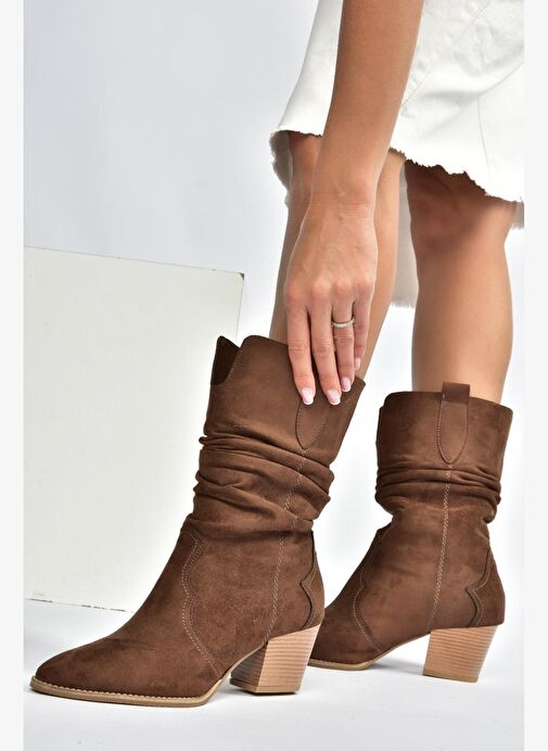 J404040002 Kahverengi Süet Kalın Topuklu Kadın Bot - Görsel 2
