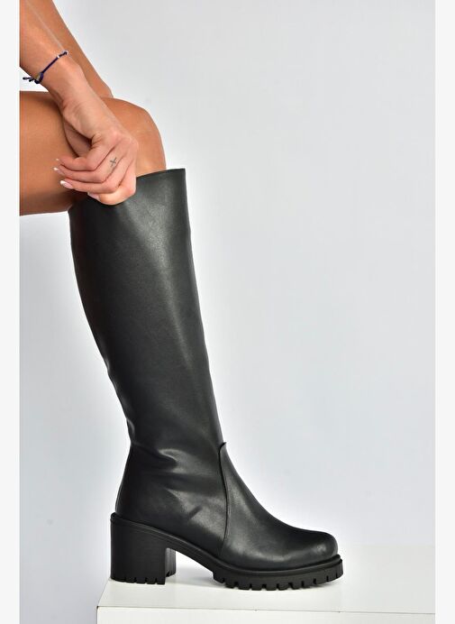 V726800209 Siyah Kalın Topuklu Klasik Kadın Çizme - Görsel 2