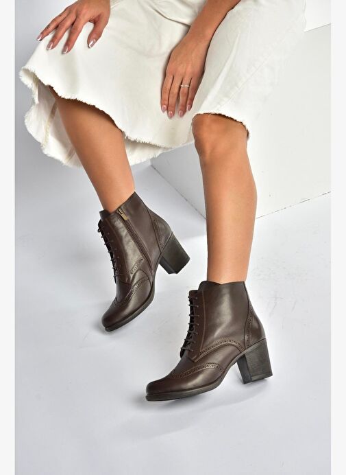 V468300903 Kahverengi Hakiki Deri Kalın Topuklu Kadın Bot - Görsel 3