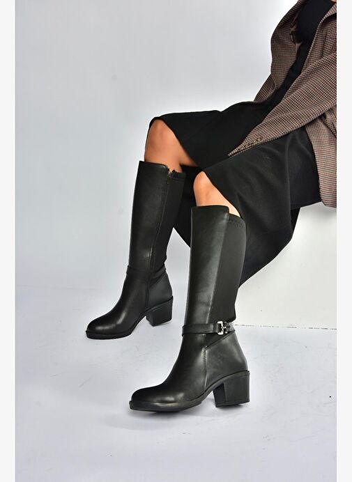 V965030509 Siyah Kalın Topuklu Arkası Lastik Detaylı Kadın Çizme - Görsel 2