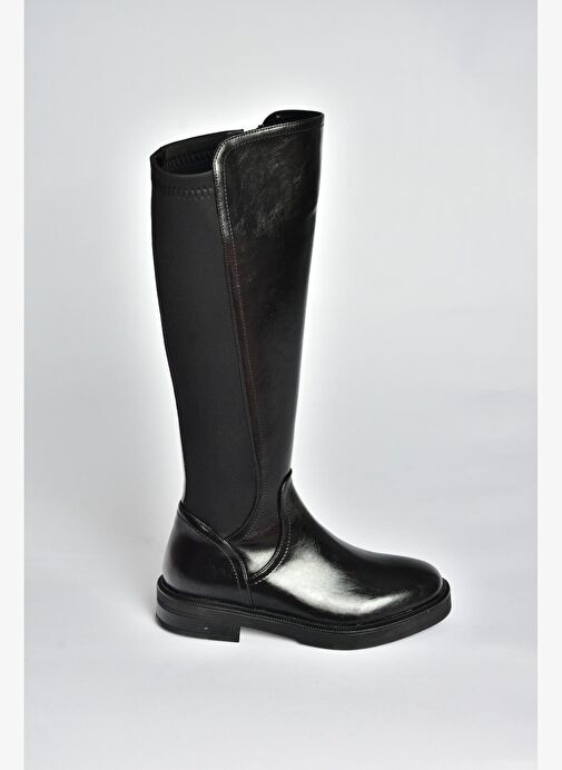 V312212360 Siyah Rustik Arkası Lastik Detaylı Kadın Çizme - Görsel 7