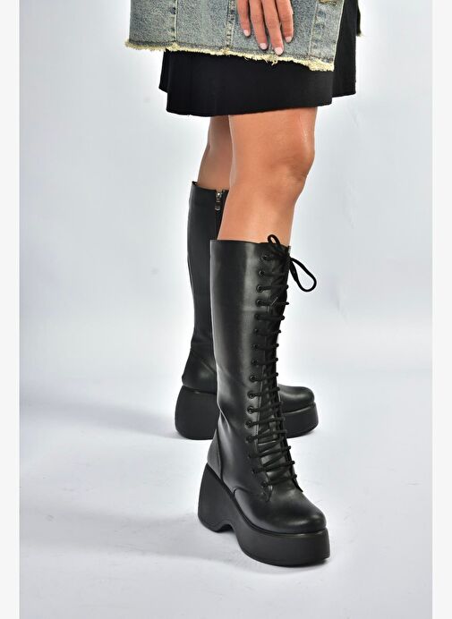 V965307009 Siyah Dolgu Tabanlı Kadın Postal Çizme - Görsel 5