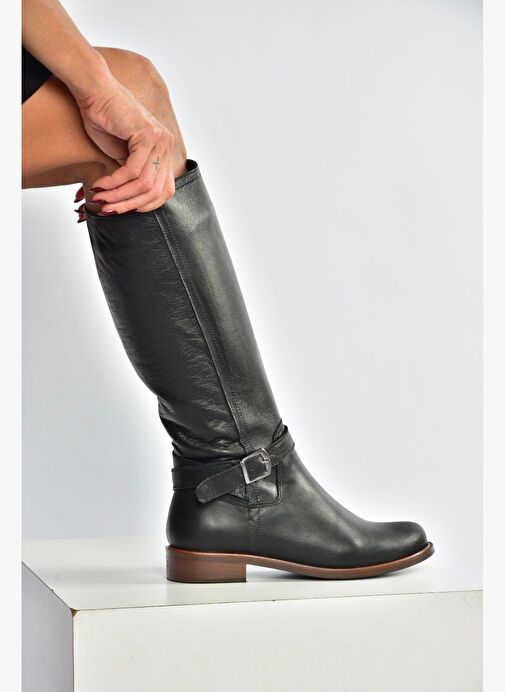 V398750603 Siyah Hakiki Deri Alçak Tabanlı Kadın Çizme - Görsel 5