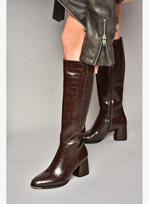 J848300111 Kahverengi Kroko Baskı Kalın Topuklu Kadın Çizme - Görsel 3