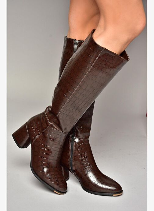J848300111 Kahverengi Kroko Baskı Kalın Topuklu Kadın Çizme - Görsel 4