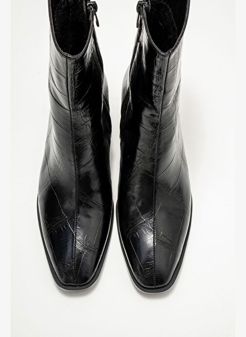 CHARA Siyah Baskı Kadın Kalın Topuklu Bot - Görsel 3