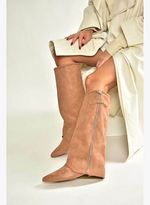 V380526402 Taba Süet Düz Taban Fermuar Detaylı Kadın Çizme - Görsel 2