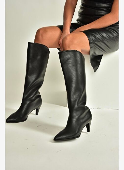 V404021109 Siyah Alçak Topuklu Kadın Çizme - Görsel 2