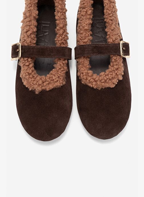 GUIN Kahverengi Süet Hakiki Deri Peluş Detaylı Kemerli Kadın Babet Ayakkabı - Görsel 3