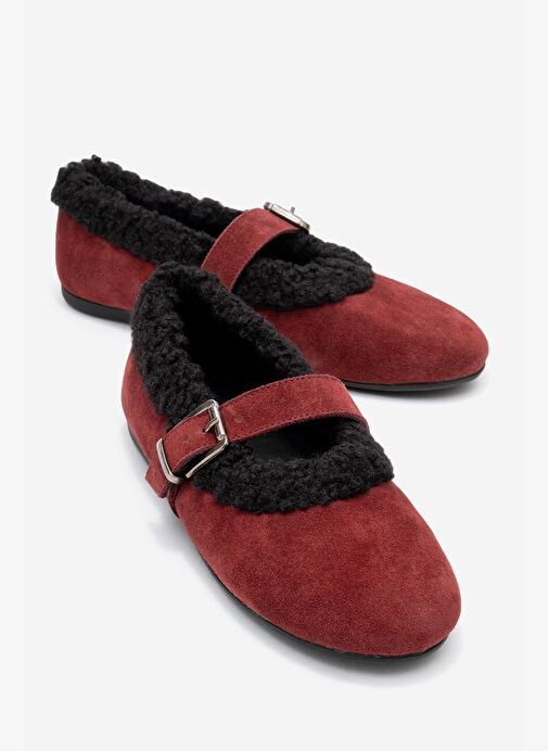 GUIN Bordo Süet Hakiki Deri Peluş Detaylı Kemerli Kadın Babet Ayakkabı - Görsel 2