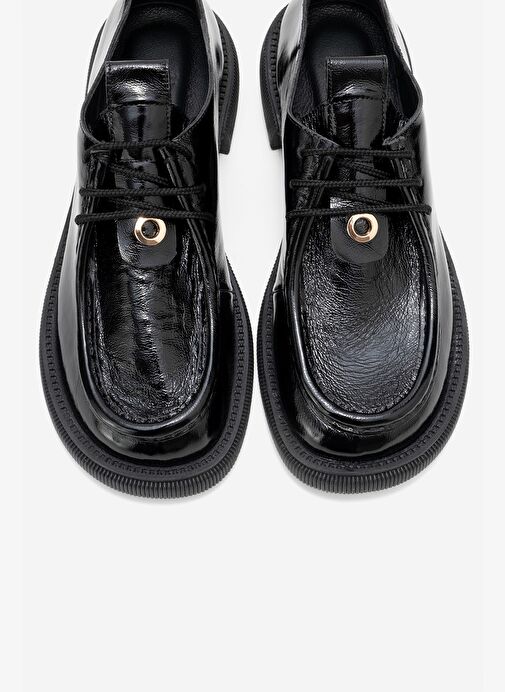 BAND Siyah Kırışık Rugan Hakiki Deri Bağcıklı Kadın Loafer Ayakkabı - Görsel 3