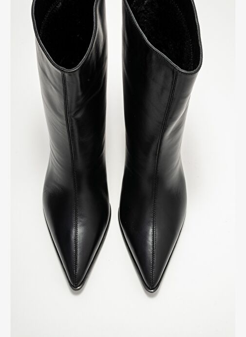 ALEO Siyah Cilt Hakiki Deri Sivri Burunlu Kadın Kısa Topuklu Bot - Görsel 3