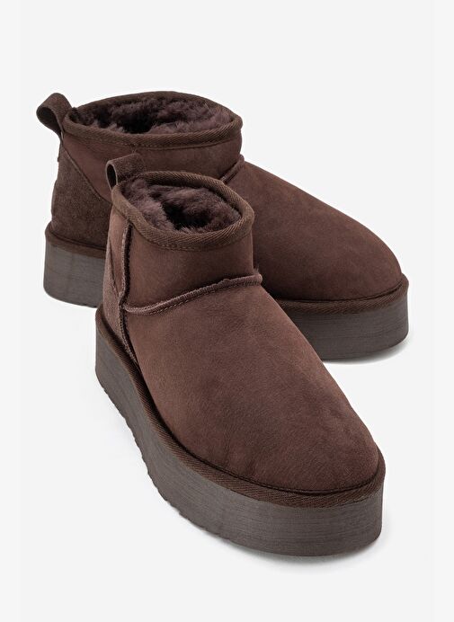 VEYRA Kahverengi Süet Hakiki Deri Kürklü Platform Tabanlı Kadın Mini Bot - Görsel 2
