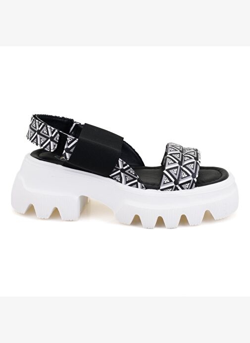 Desa Desa Kadın Siyah Monogram Desenli Dolgu Topuklu Sandalet Boyner'de! Siyah - 3. görsel