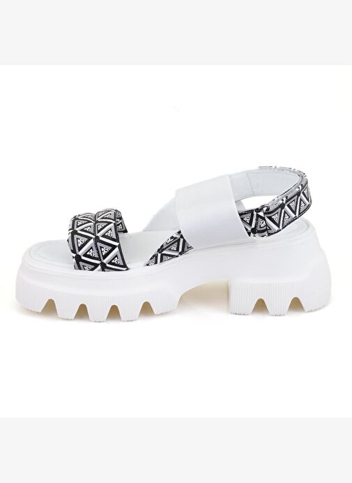 Desa Desa Kadın Beyaz Monogram Desenli Dolgu Topuklu Sandalet Boyner'de! Beyaz - 4. görsel