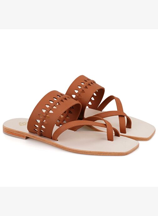 Desa Desa Kahverengi Kadın Kahve Parmak Arası Deri Terlik Boyner'de! Kahverengi - 2. görsel