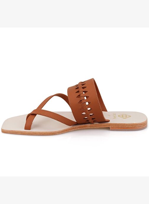 Desa Desa Kahverengi Kadın Kahve Parmak Arası Deri Terlik Boyner'de! Kahverengi - 4. görsel