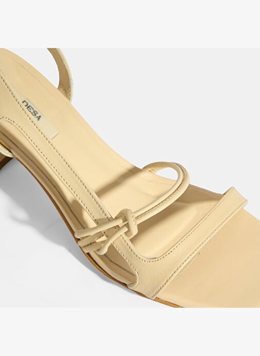 Kadın Bej Topuklu Deri Sandalet - Görsel 7