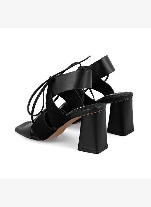 Kadın Siyah Topuklu Deri Sandalet - Görsel 5