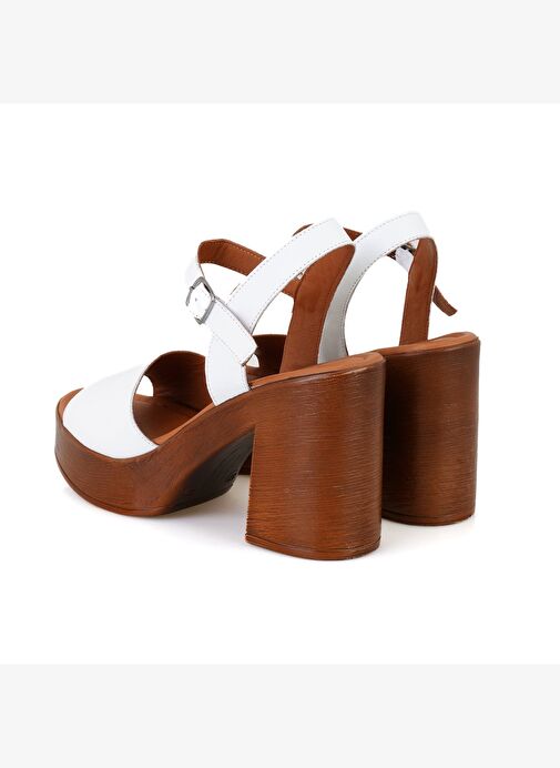 Kadın Beyaz Ayarlanabilir Tokalı Topuklu Deri Sandalet - Görsel 6