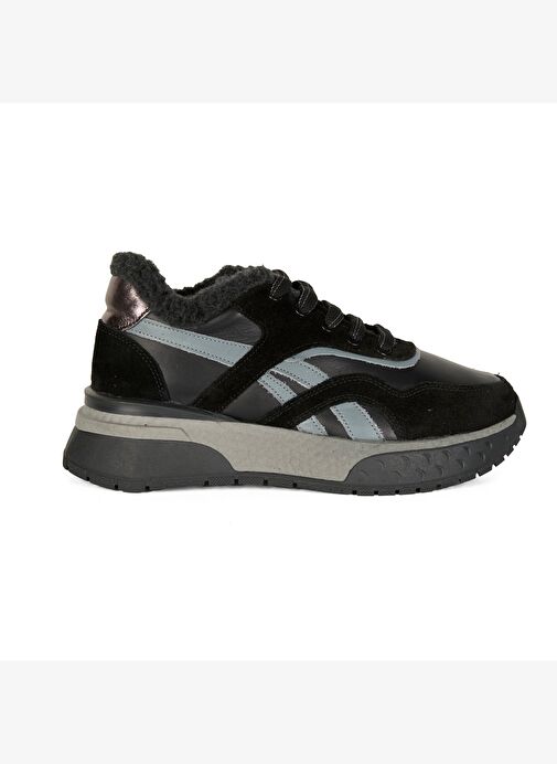 Kadın Siyah Süet Deri Spor Ayakkabı - Görsel 3