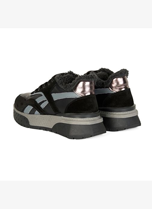 Kadın Siyah Süet Deri Spor Ayakkabı - Görsel 5