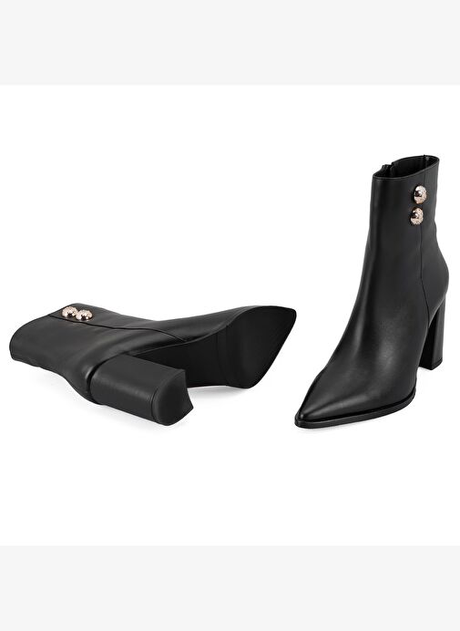 Kadın Siyah Metal Aksesuarlı Deri Topuklu Bot - Görsel 8