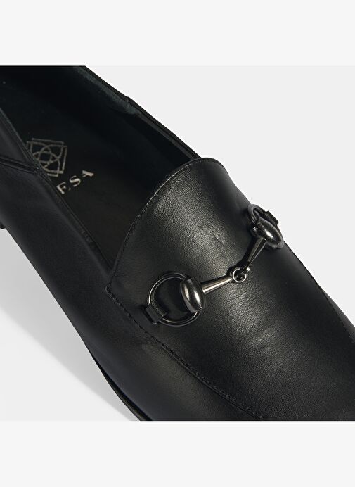 Siyah Kadın Toka Aksesuarlı Deri Loafer - Görsel 7