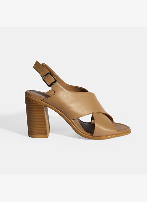 Kadın Kahve Toka Detaylı Deri Sandalet - Görsel 2