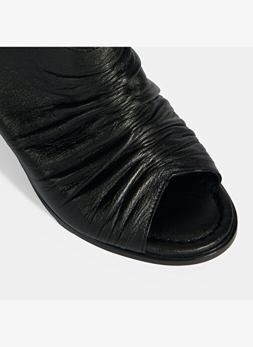 Siyah Kadın Cırt Cırtlı Deri Sandalet - Görsel 7