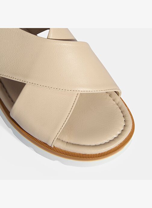 Krem Kadın Lastik Bantlı Deri Sandalet - Görsel 7